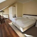 Wildhof 3*